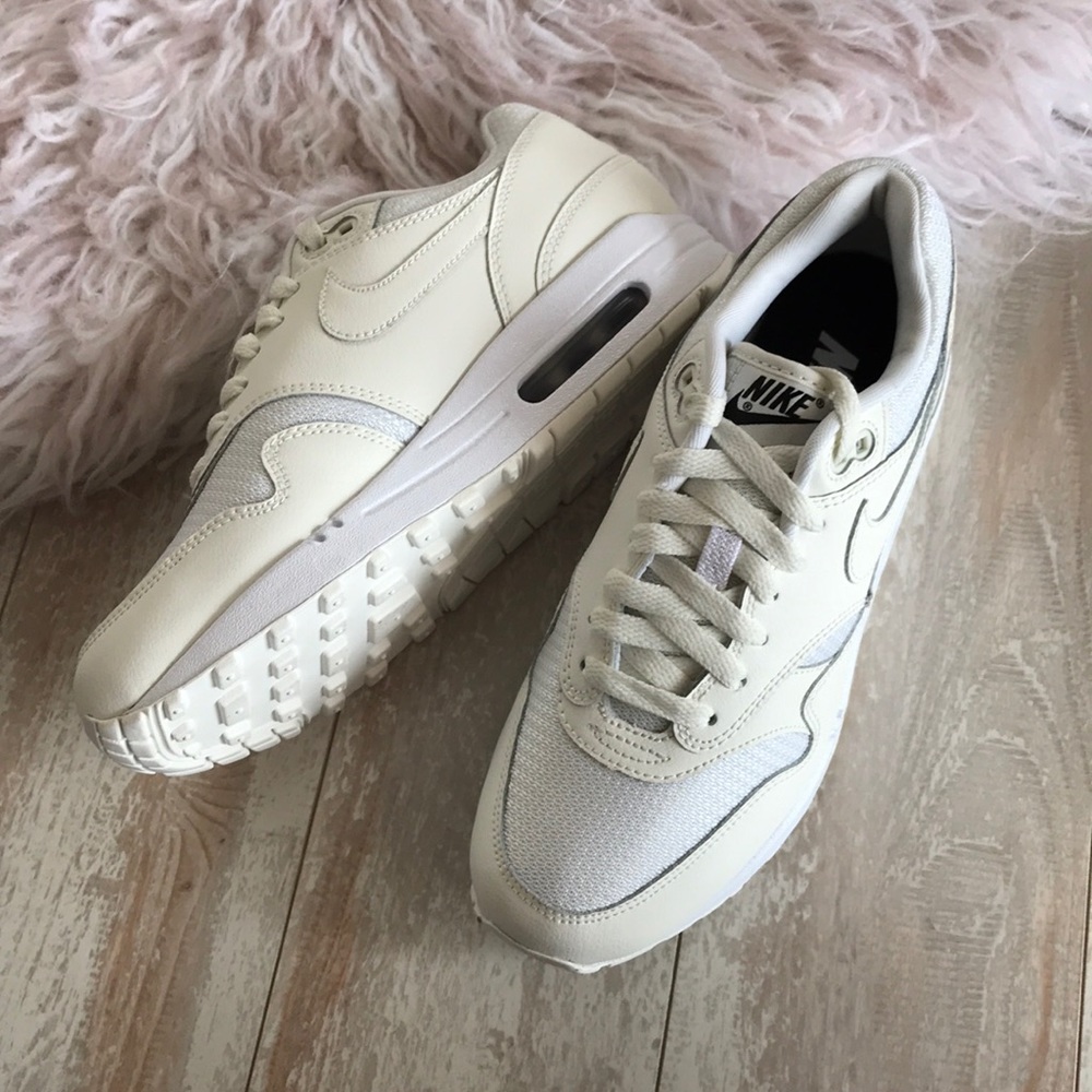 NWT Nike ID Air Max 1 Custom - Picture 7 of 7